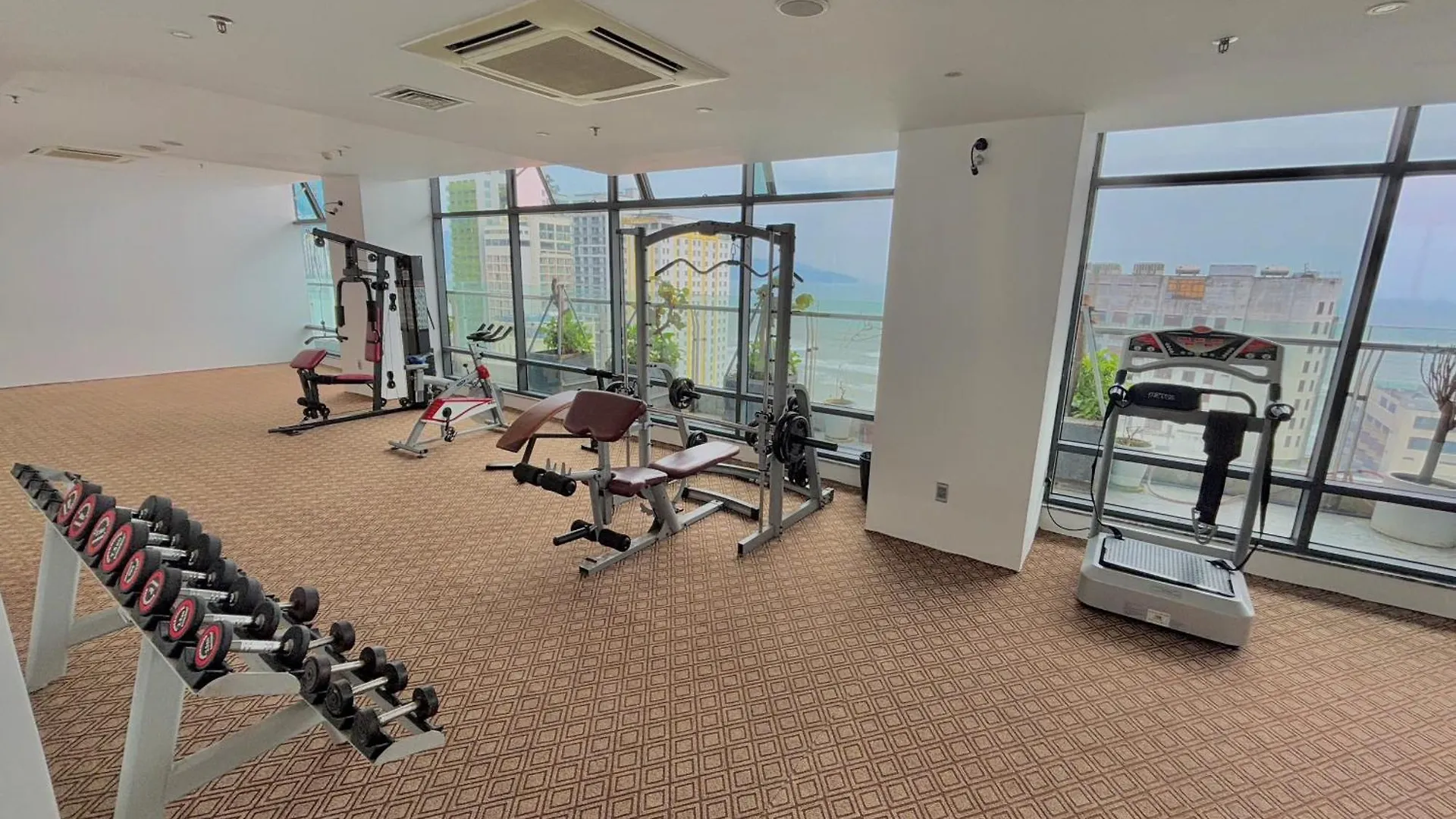 Avatar Danang Hotel 4*, Đà Nẵng