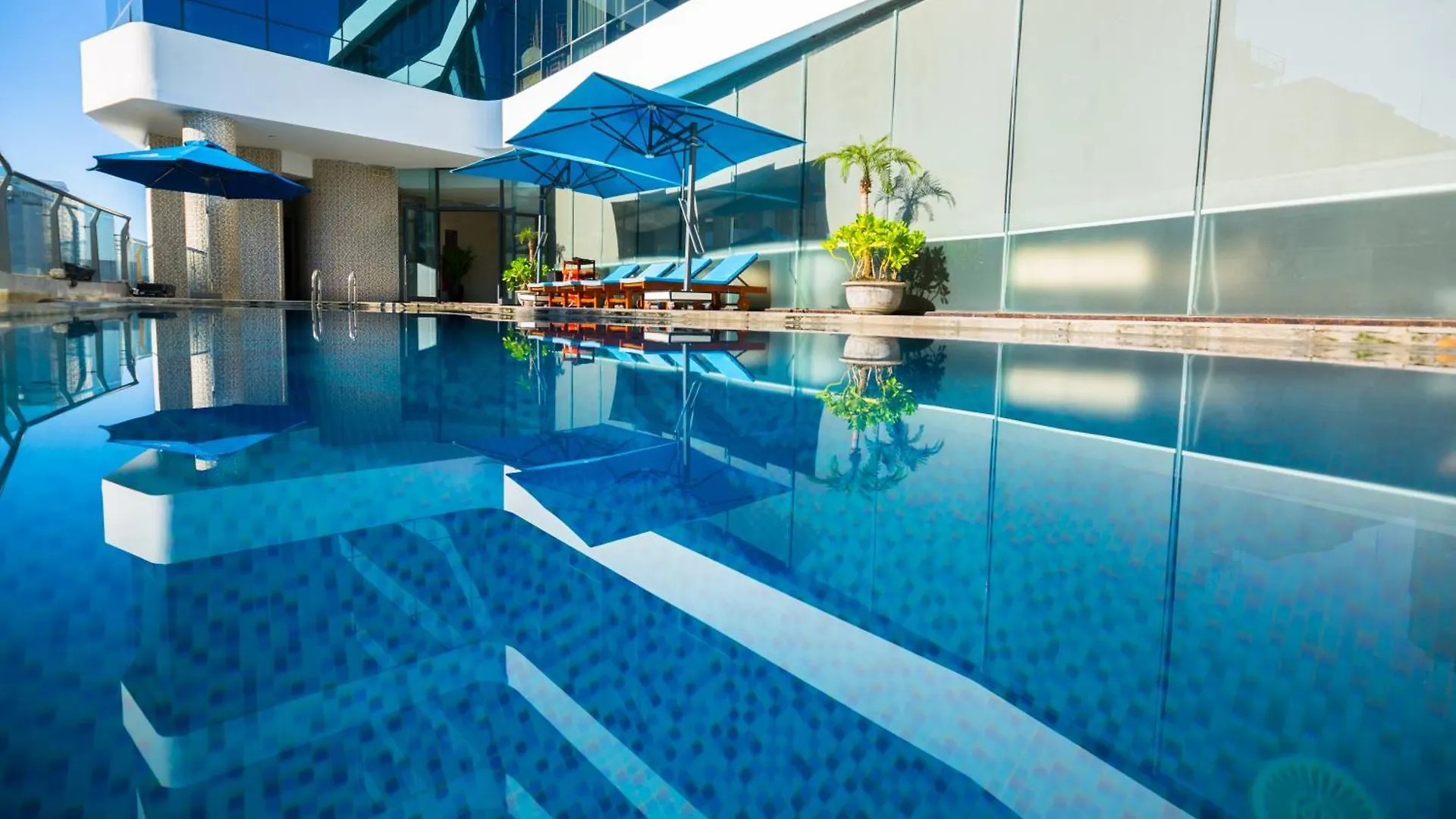 Avatar Danang Hotel 4*,  Vietnam