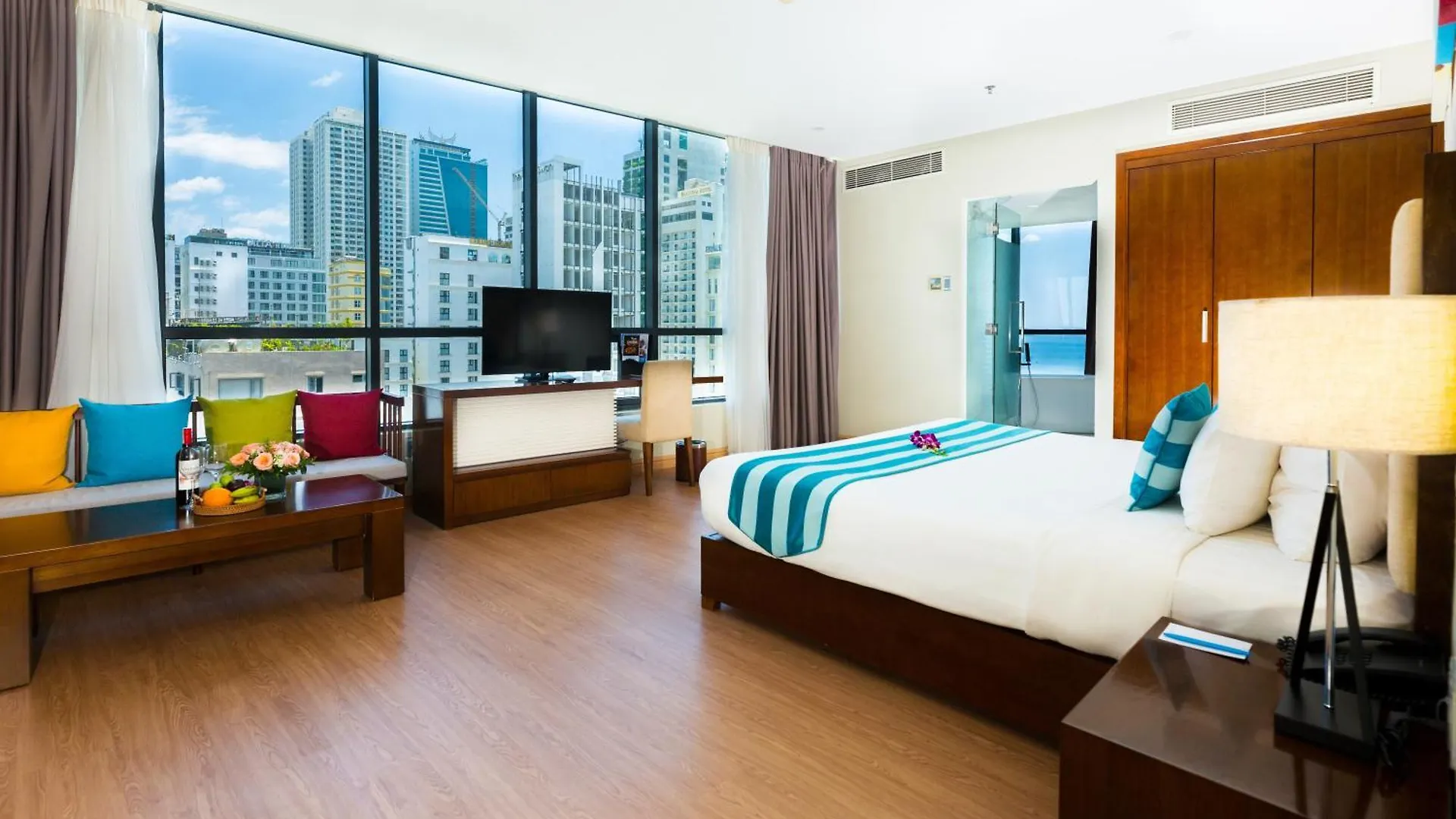 Avatar Danang Hotel 4*,